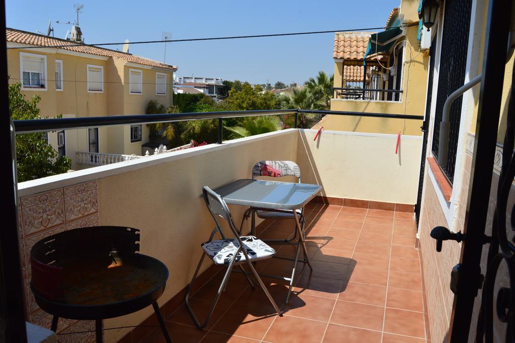 Apartment In Villamartin Exterior foto